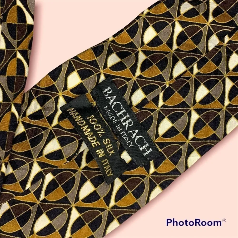 Handsome Retro Tie in a brilliant Autumn palate- only by BACHRACH